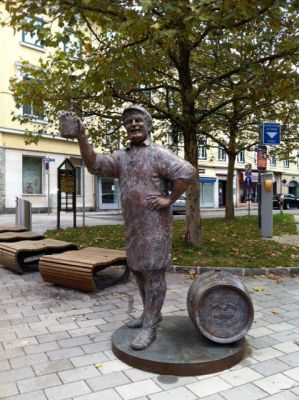 statue drinking beer