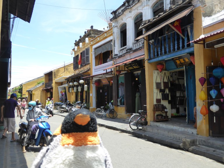 streets of Hoi An
